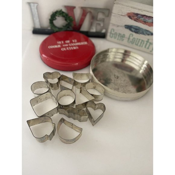 Cookie and‎ Sandwich Cutters Set of 12  In Box Japan Metal Vintage Collectibles - Picture 3 of 13